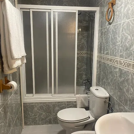 Julio Cesar 3* La Virgen del Camino